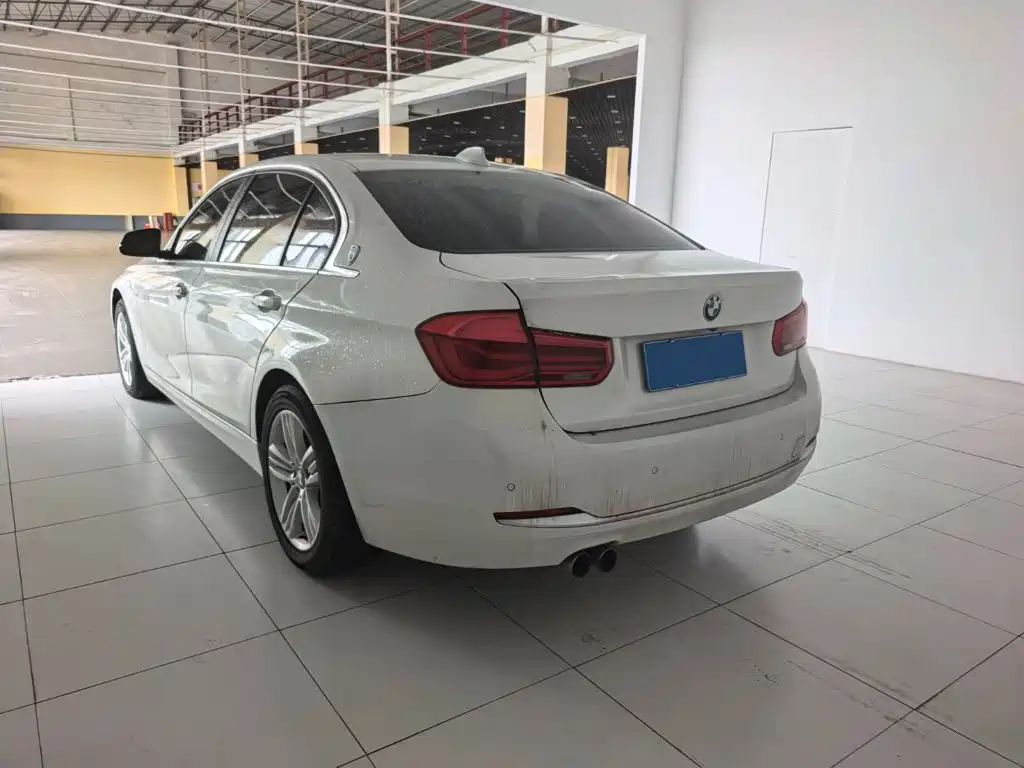 BMW 3 Series — миниатюра 8