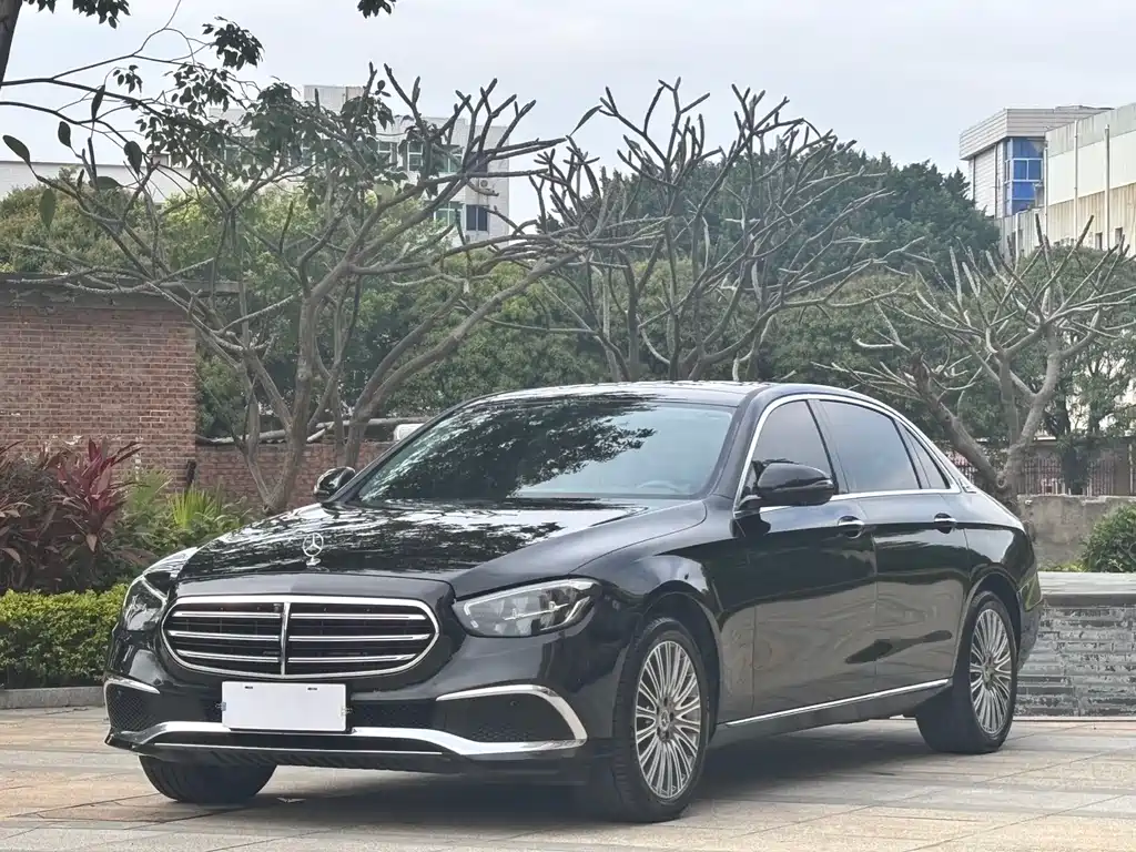 Mercedes-Benz E-Class 2021