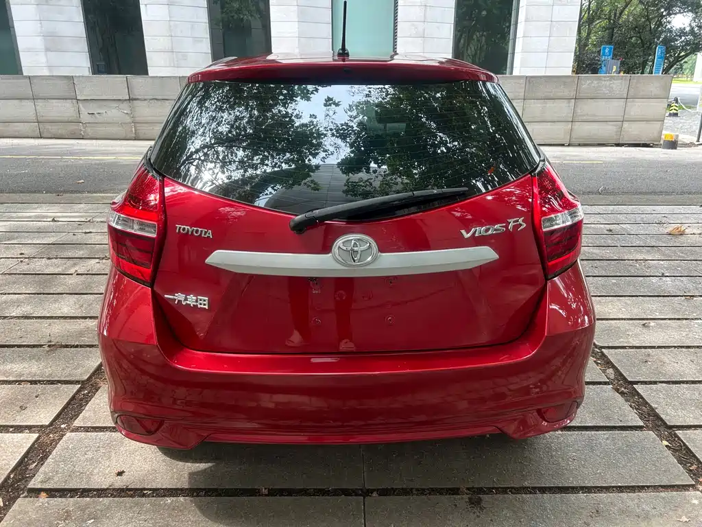 Toyota Vios FS — миниатюра 5
