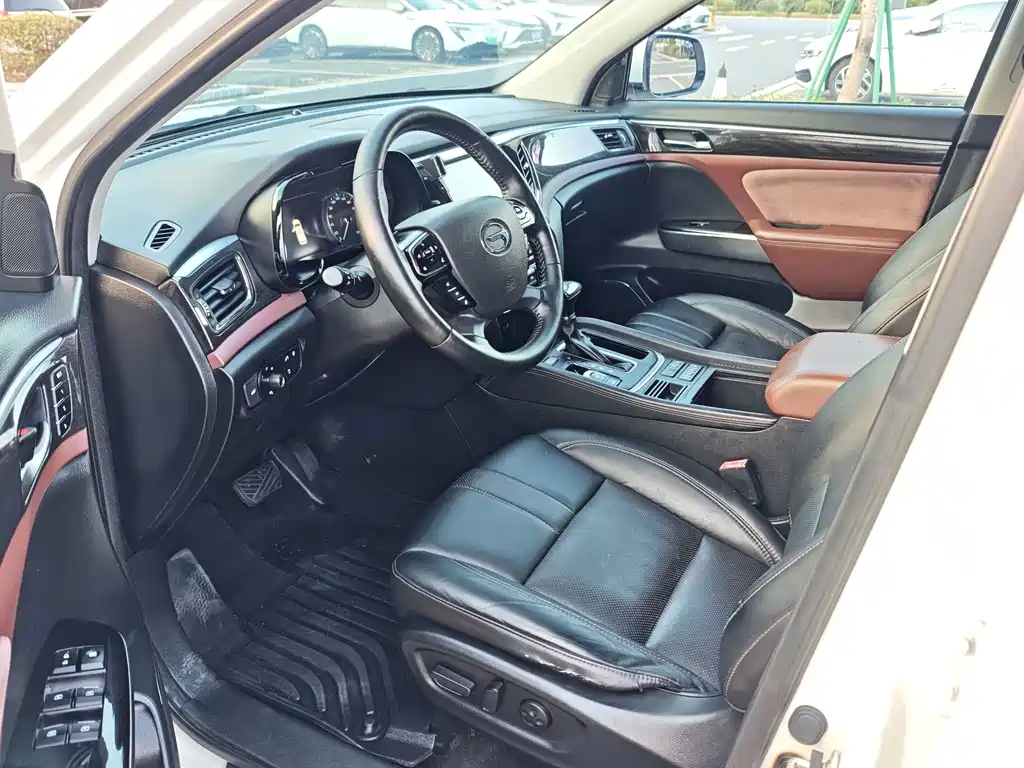 GAC Motor Trumpchi GS8 — миниатюра 12
