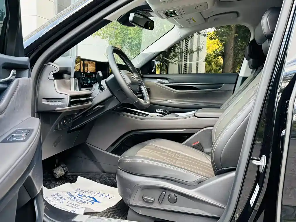Ford Edge — миниатюра 9