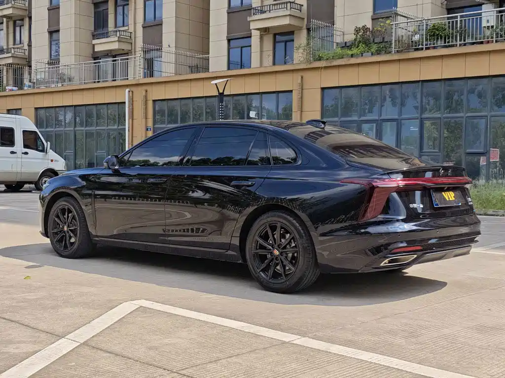 Hongqi Hongqi H5 — миниатюра 8