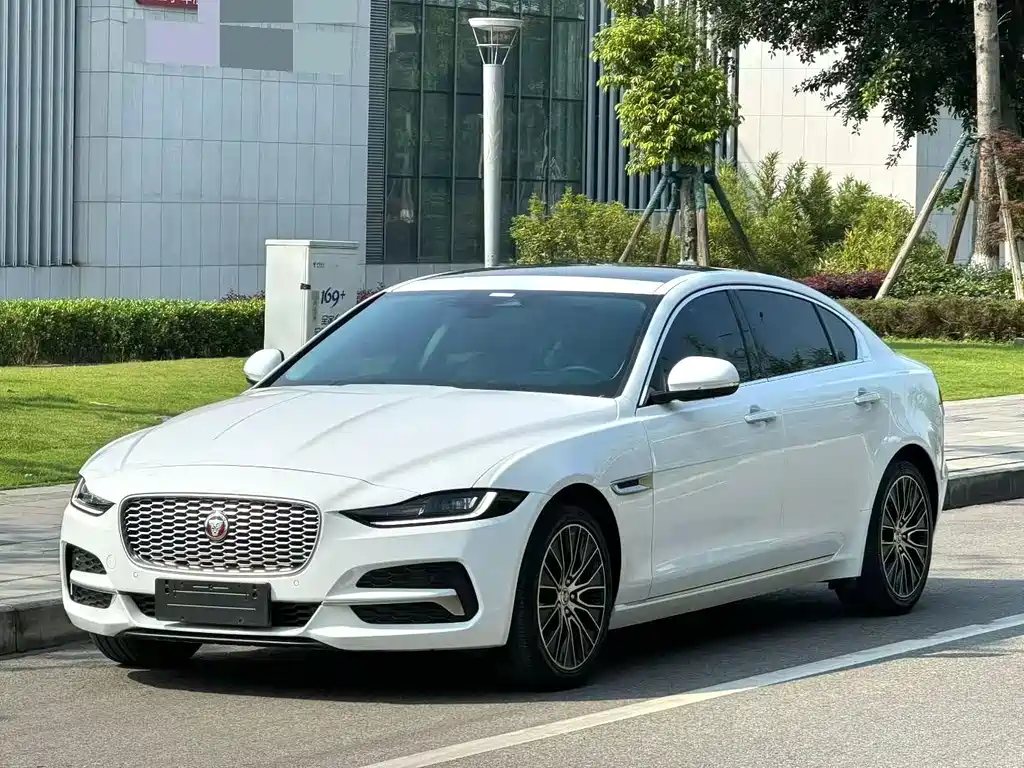 Jaguar XEL 2022