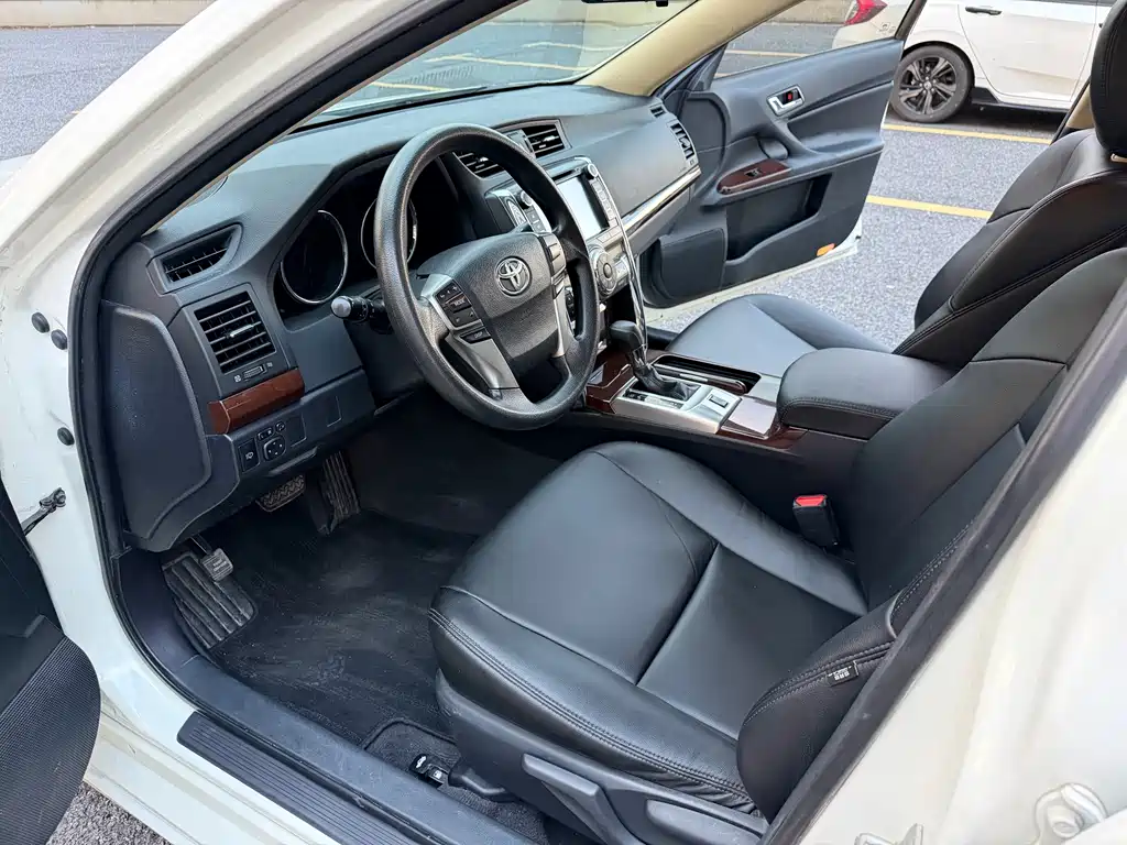 Toyota Reiz 2.5S Elite Sharp Edition, фото 9