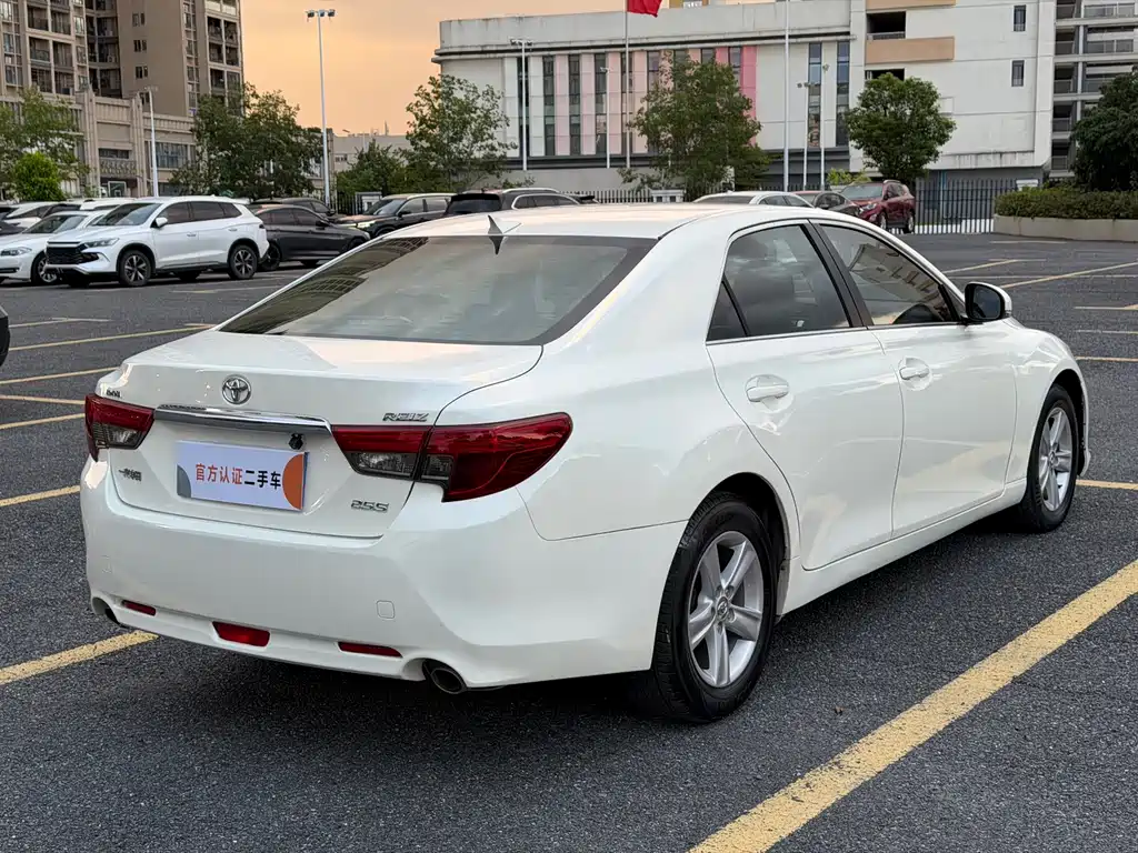 Toyota Reiz 2.5S Elite Sharp Edition, фото 6