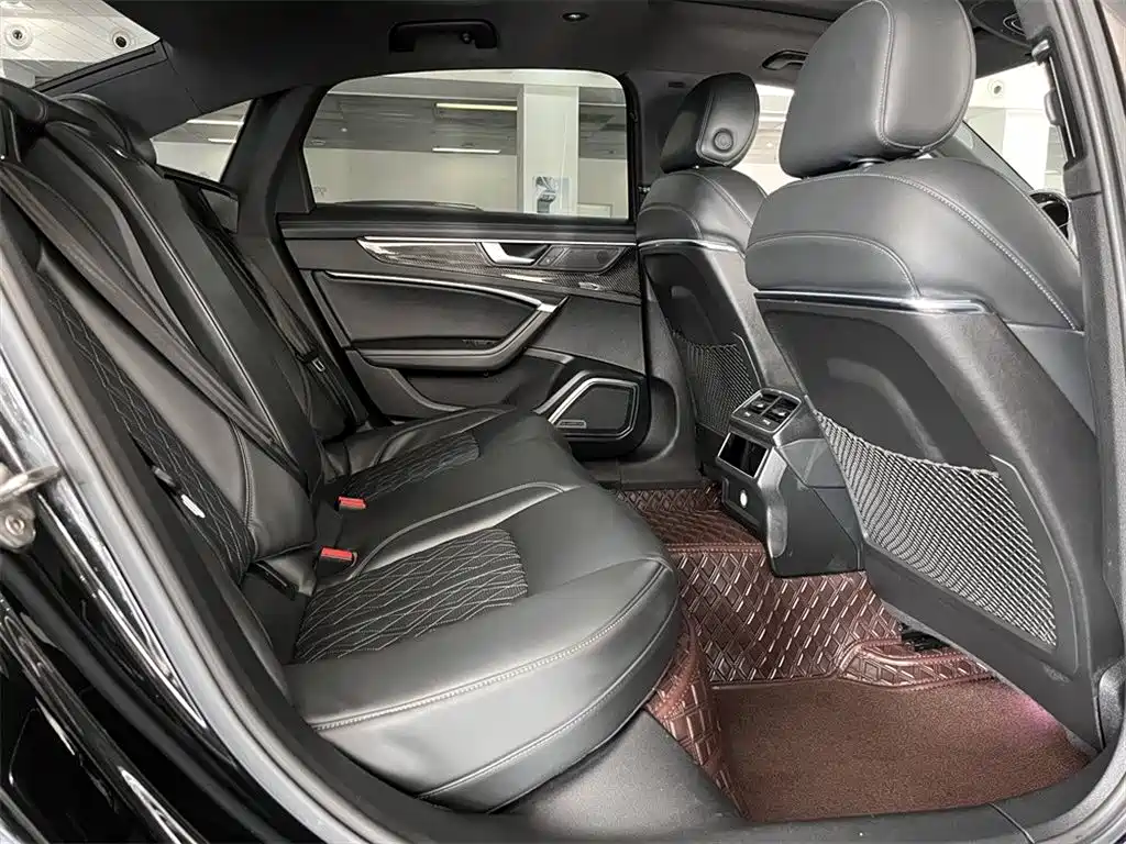 Audi A6L 2021 55 TFSI quattro Premium