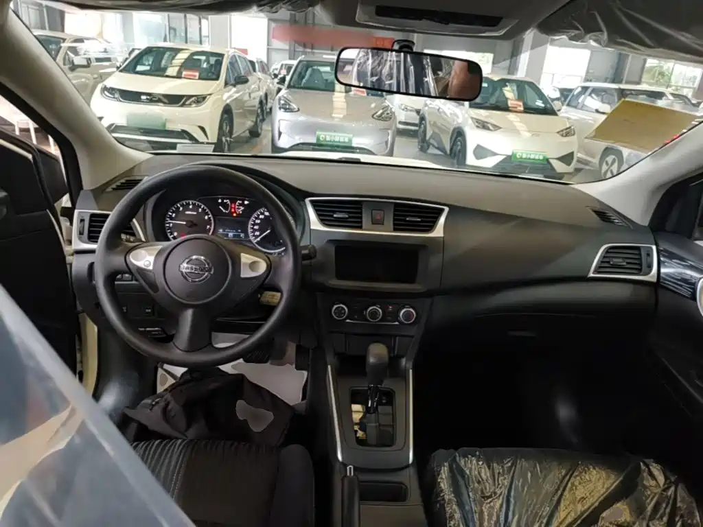 Nissan Sylphy — миниатюра 10
