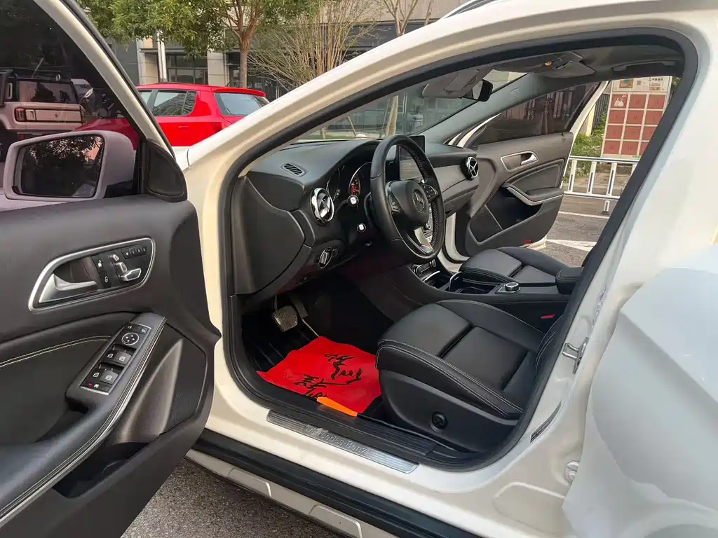 Mercedes-Benz GLA — миниатюра 4