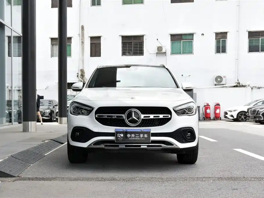 Mercedes-Benz GLA — миниатюра 2