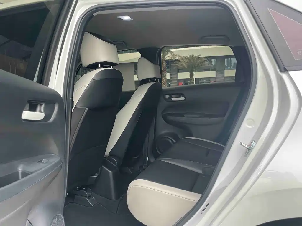 Honda Fit — миниатюра 14