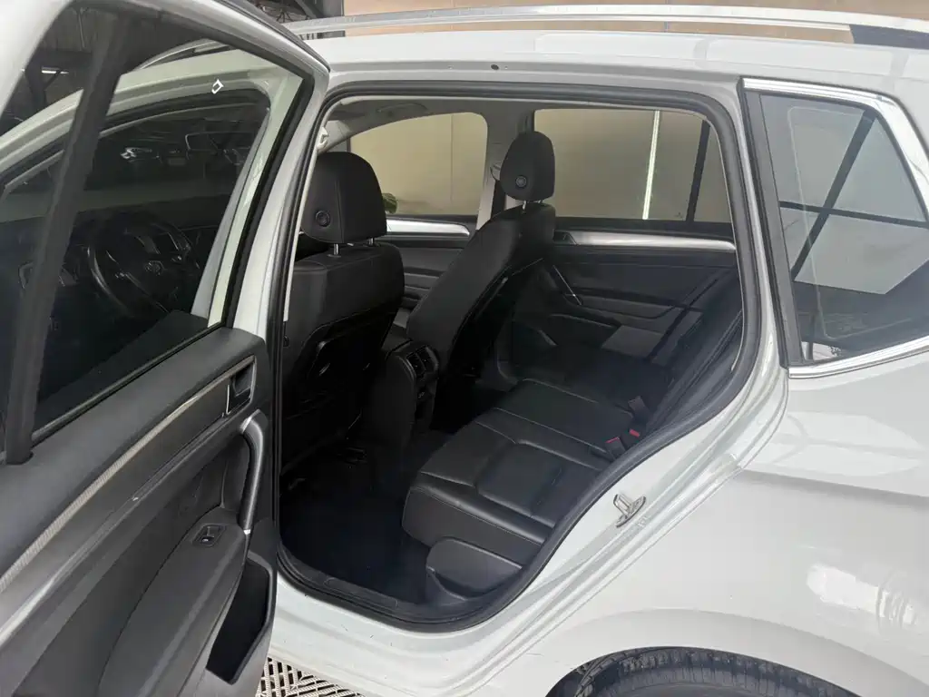 Volkswagen Golf · 2019 280TSI AT VI