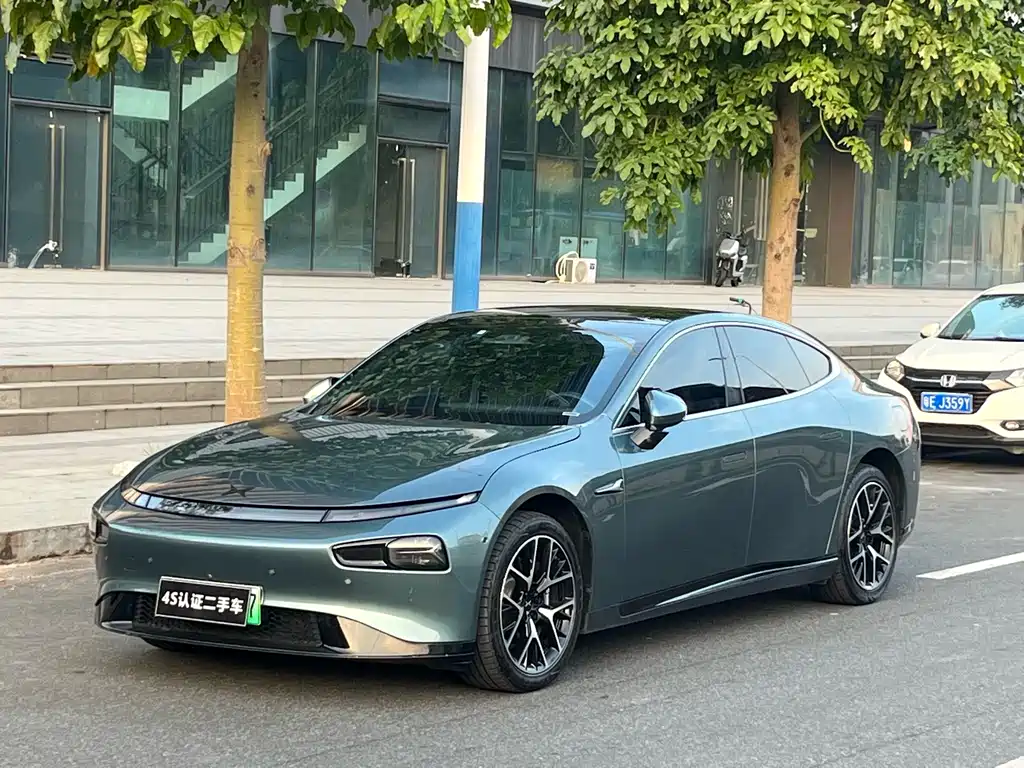 XPeng P7