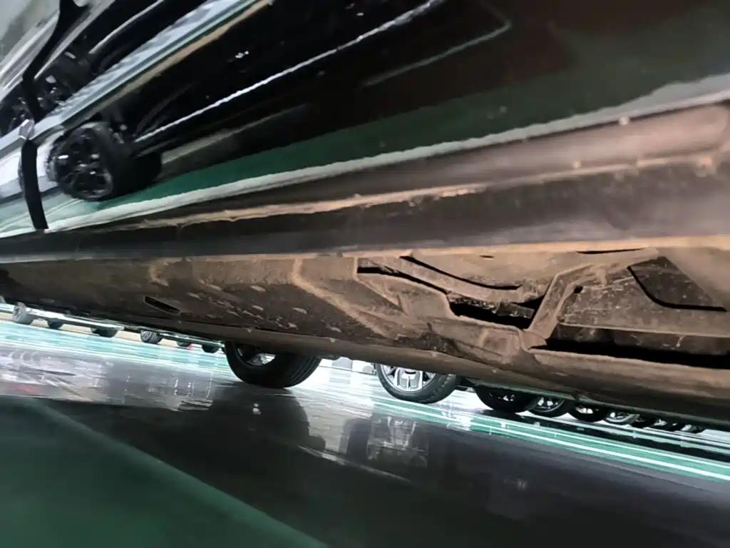 Hongqi Hongqi HS3 PHEV — миниатюра 22