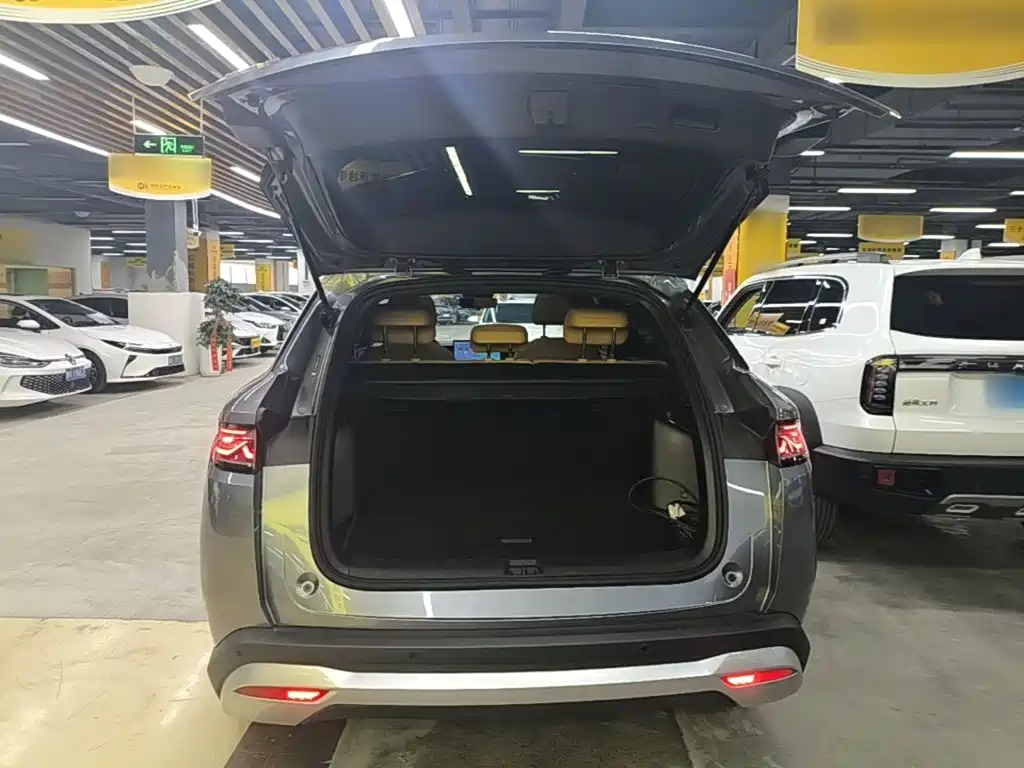 BYD L DM-i — миниатюра 19