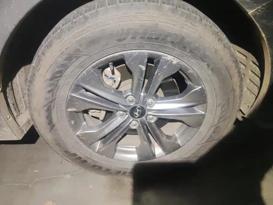 Hyundai Santa Fe — миниатюра 6