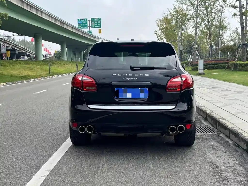 Porsche Cayenne 2012 3.6L