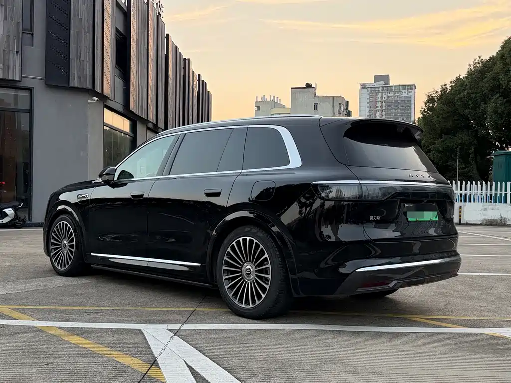 AITO AITO M8 — миниатюра 13