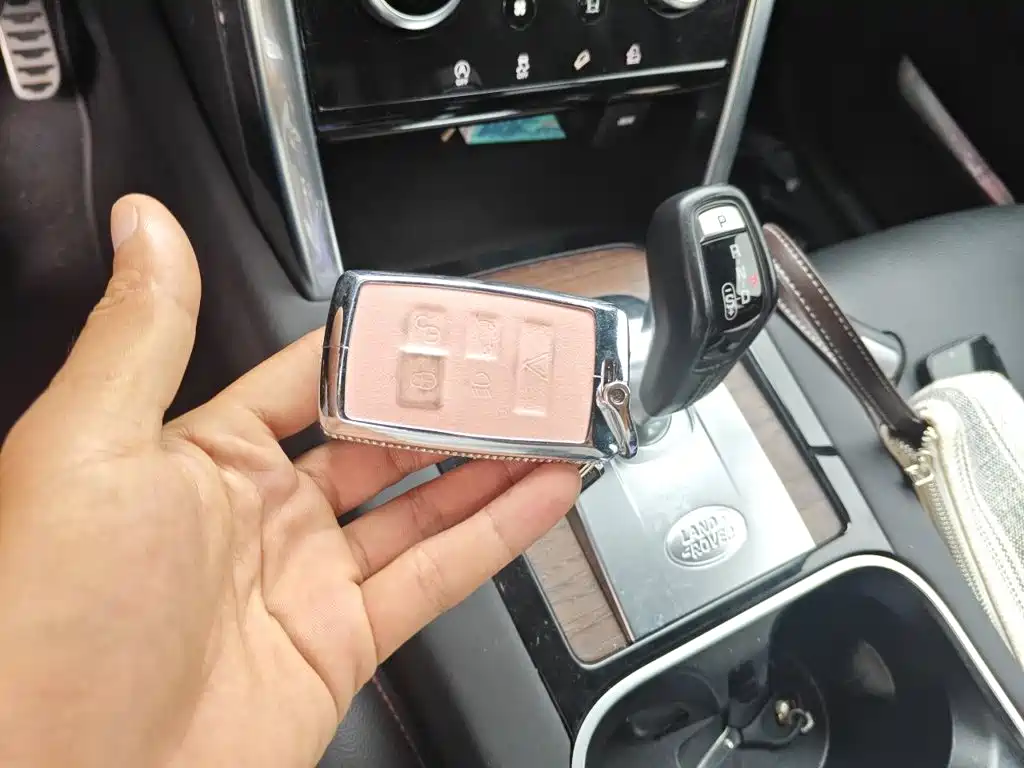 Land Rover Discovery Sport — миниатюра 9