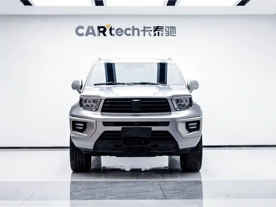 TANK TANK 700 NEW ENERGY