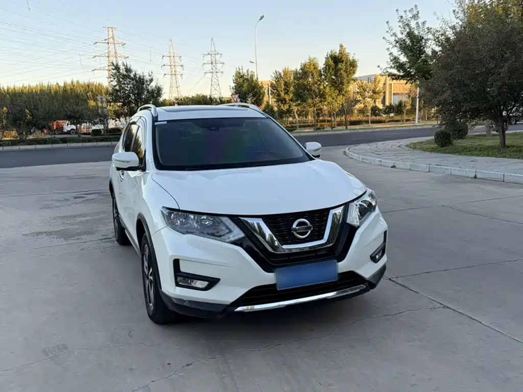 Nissan X-Trail — миниатюра 4