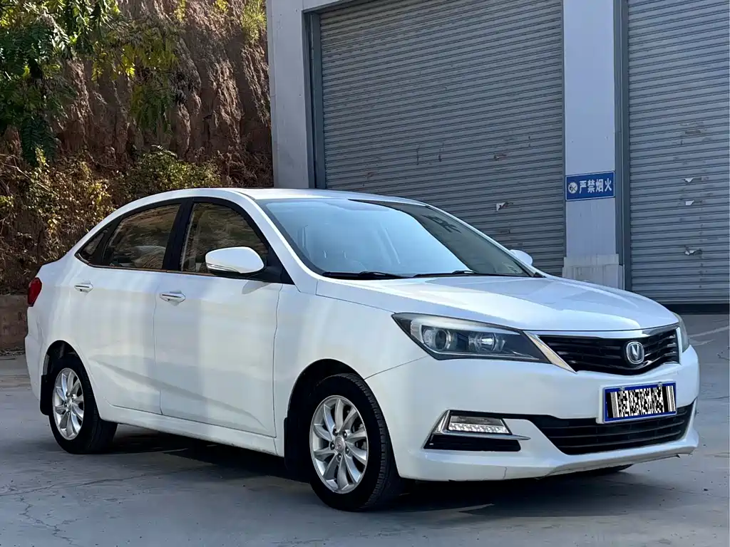 Changan V7 — миниатюра 3