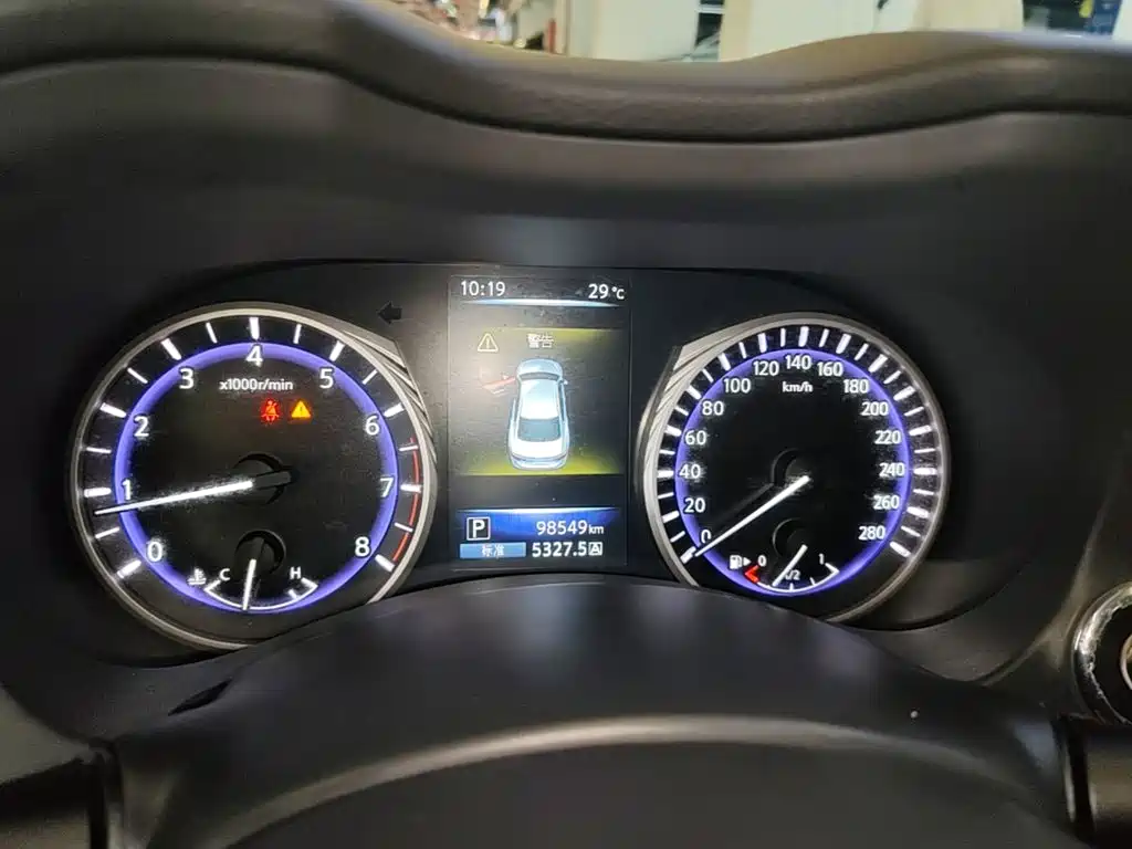 Infiniti Q50L — миниатюра 12