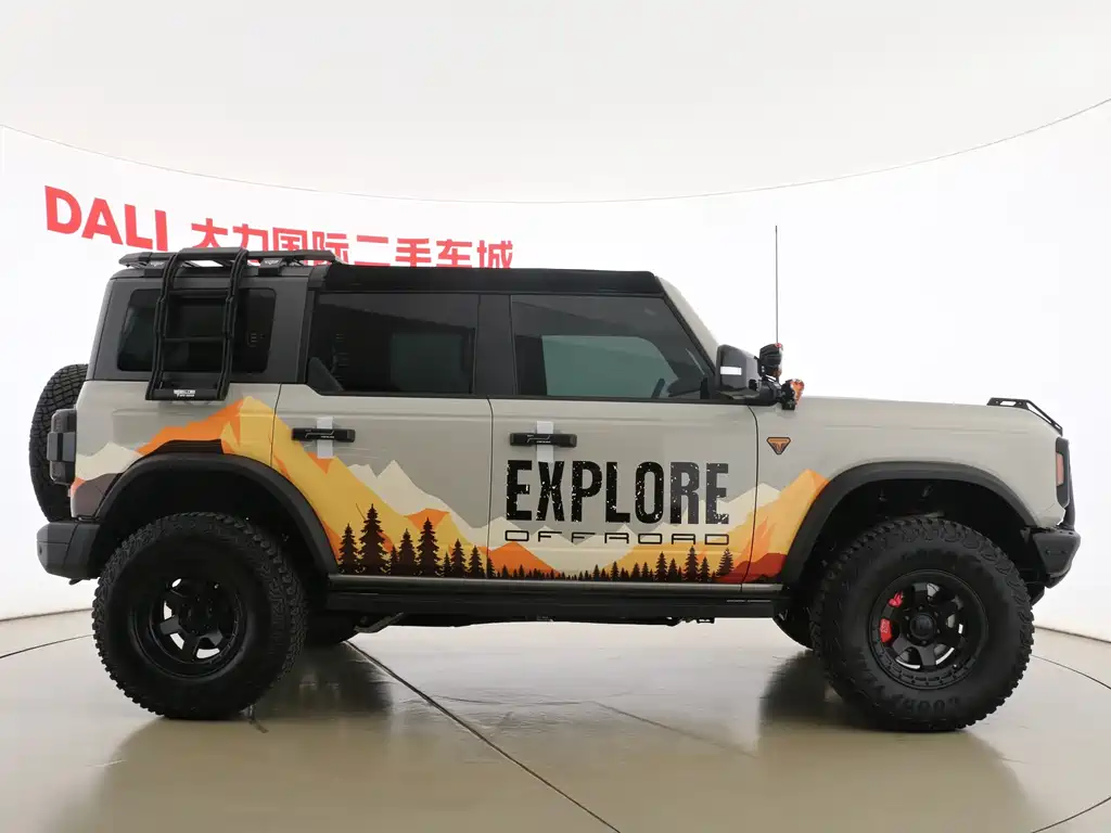 Ford Bronco — миниатюра 16