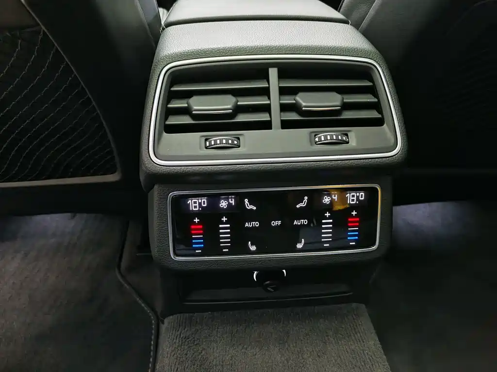 Audi A6L — миниатюра 12