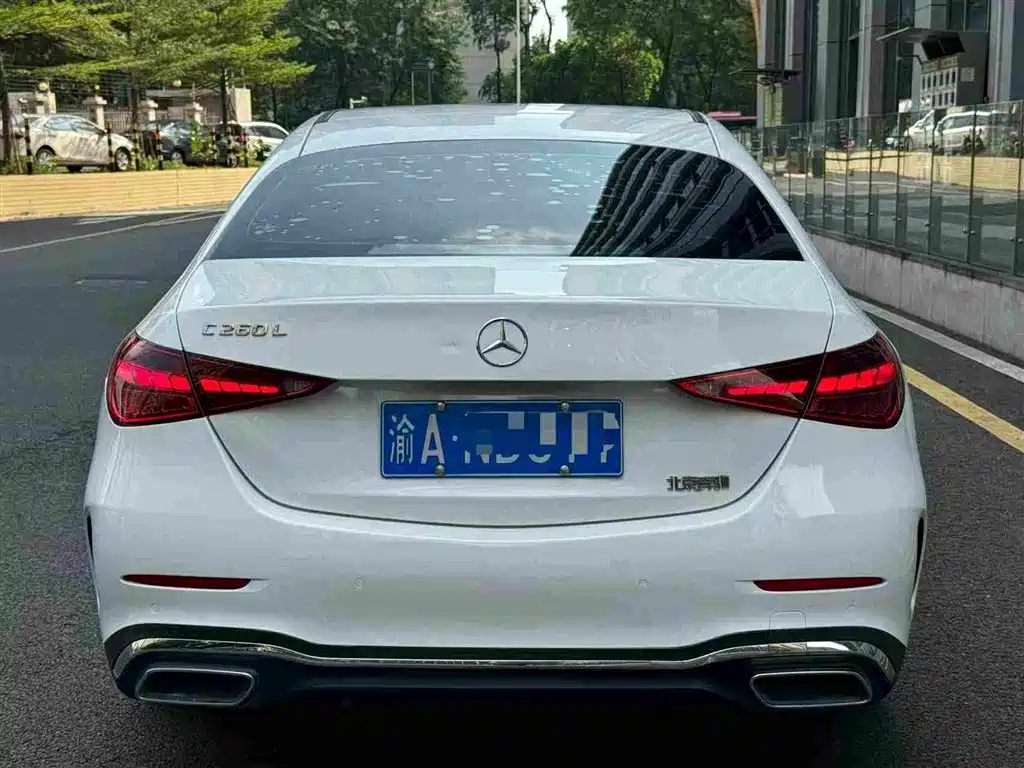 Mercedes-Benz C-Class — миниатюра 5