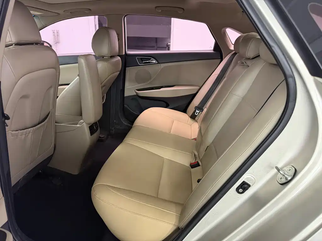 Hyundai Mistra — миниатюра 6