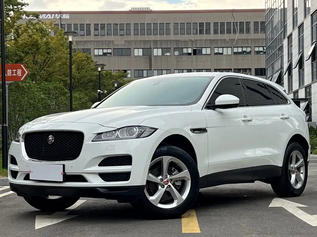 JAGUAR  F PACE