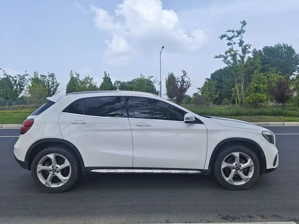 Mercedes-Benz GLA 2017 GLA 200
