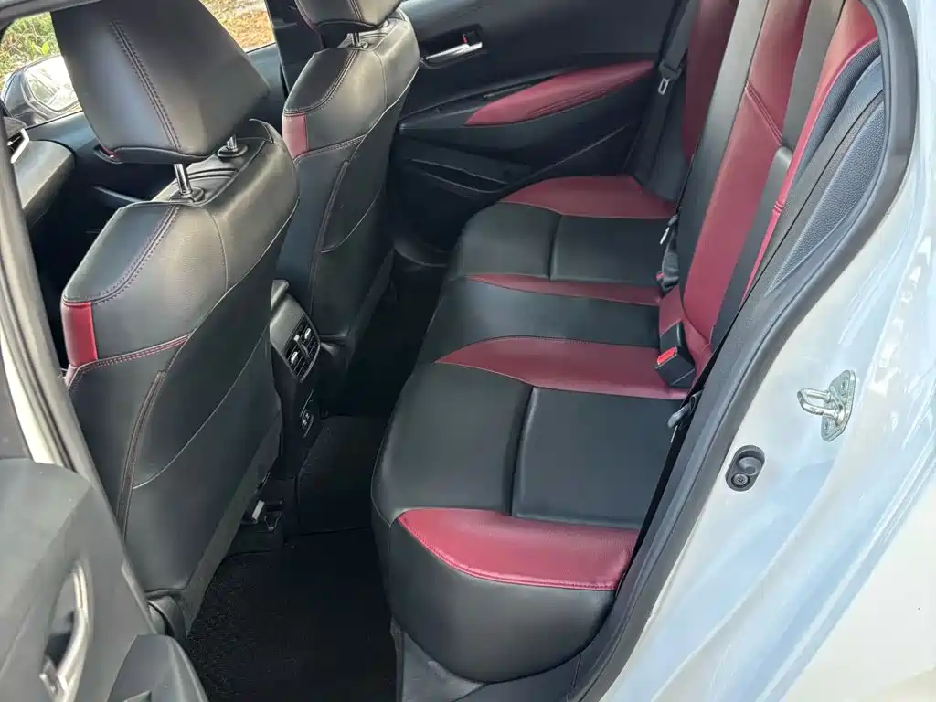 Toyota Corolla — миниатюра 5