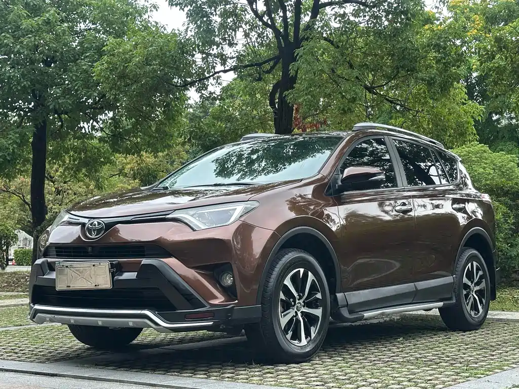 Toyota RAV4 2017