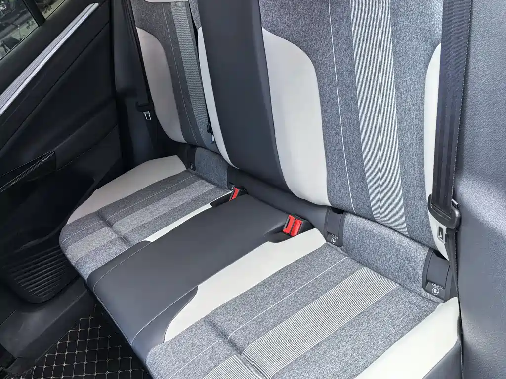 VOLKSWAGEN ID.4 CROZZ