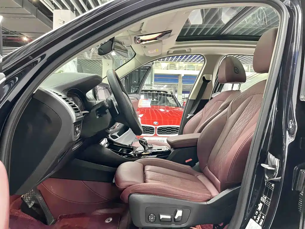 BMW X3 — миниатюра 7