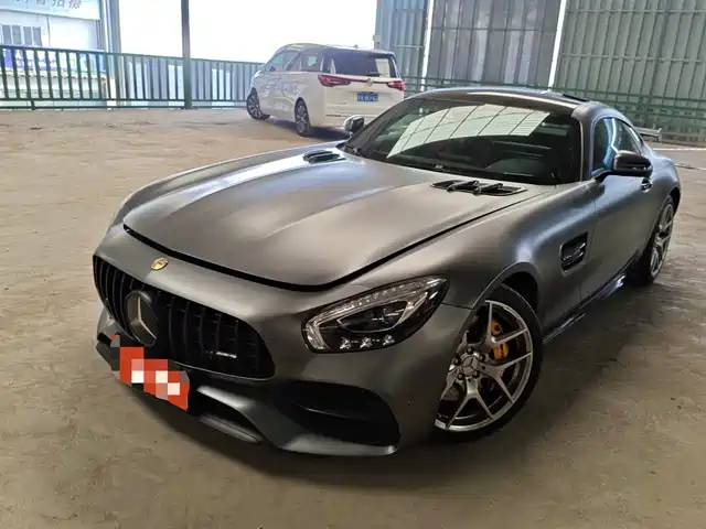MERCEDES-BENZ AMG GT 2017