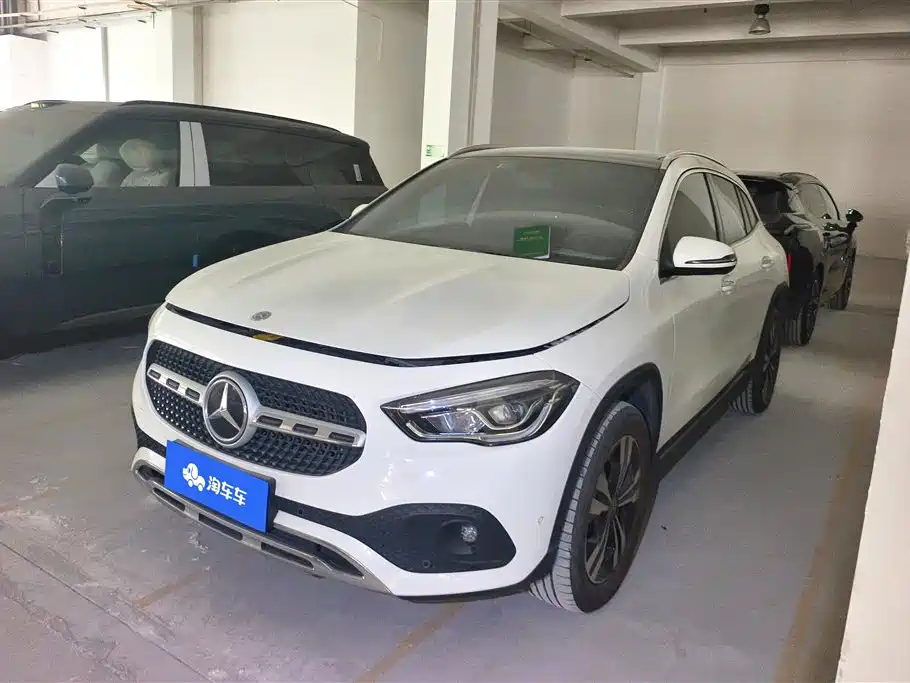 Mercedes-Benz GLA 2021