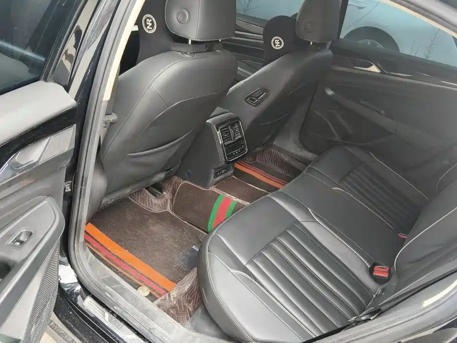 Volkswagen Passat — миниатюра 11
