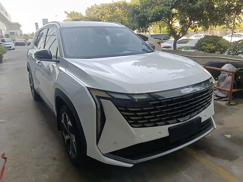 Geely Boyue L — миниатюра 4