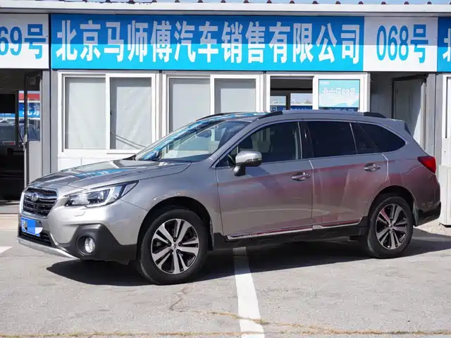 SUBARU OUTBACK 2018