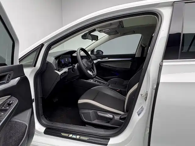 Volkswagen Golf — миниатюра 12