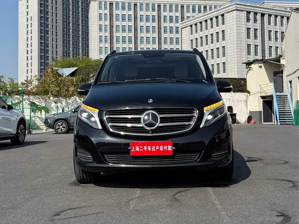 MERCEDES-BENZ V CLASS