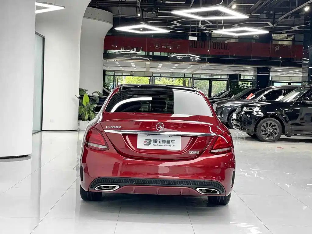 Mercedes-Benz C-Class — миниатюра 12