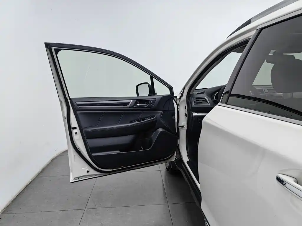 Subaru Outback — миниатюра 8