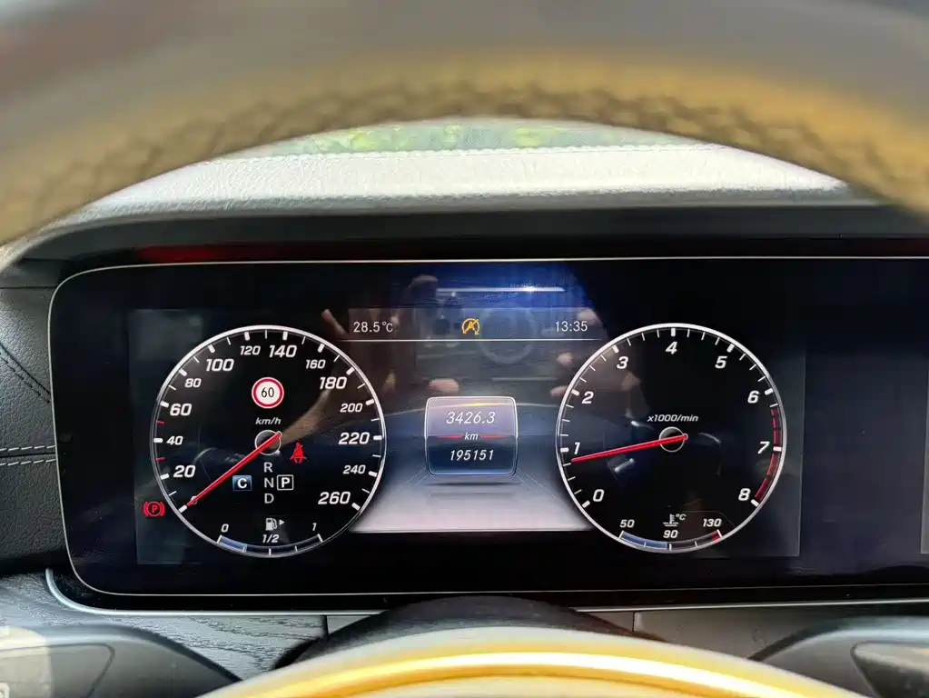 Mercedes-Benz E-Class E 2016 E 300 L Sport Fashion