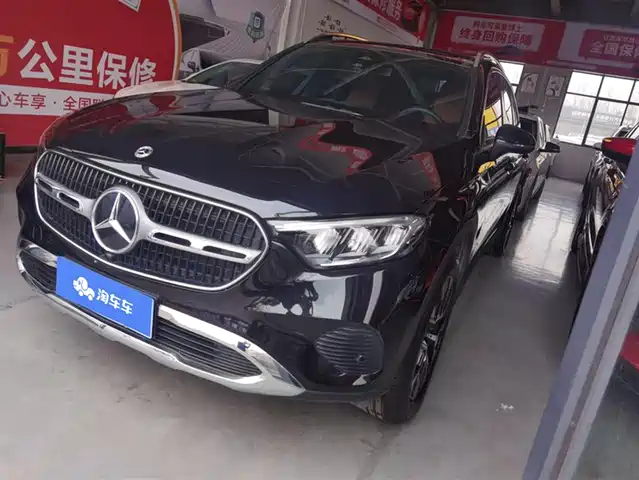 MERCEDES-BENZ GLC