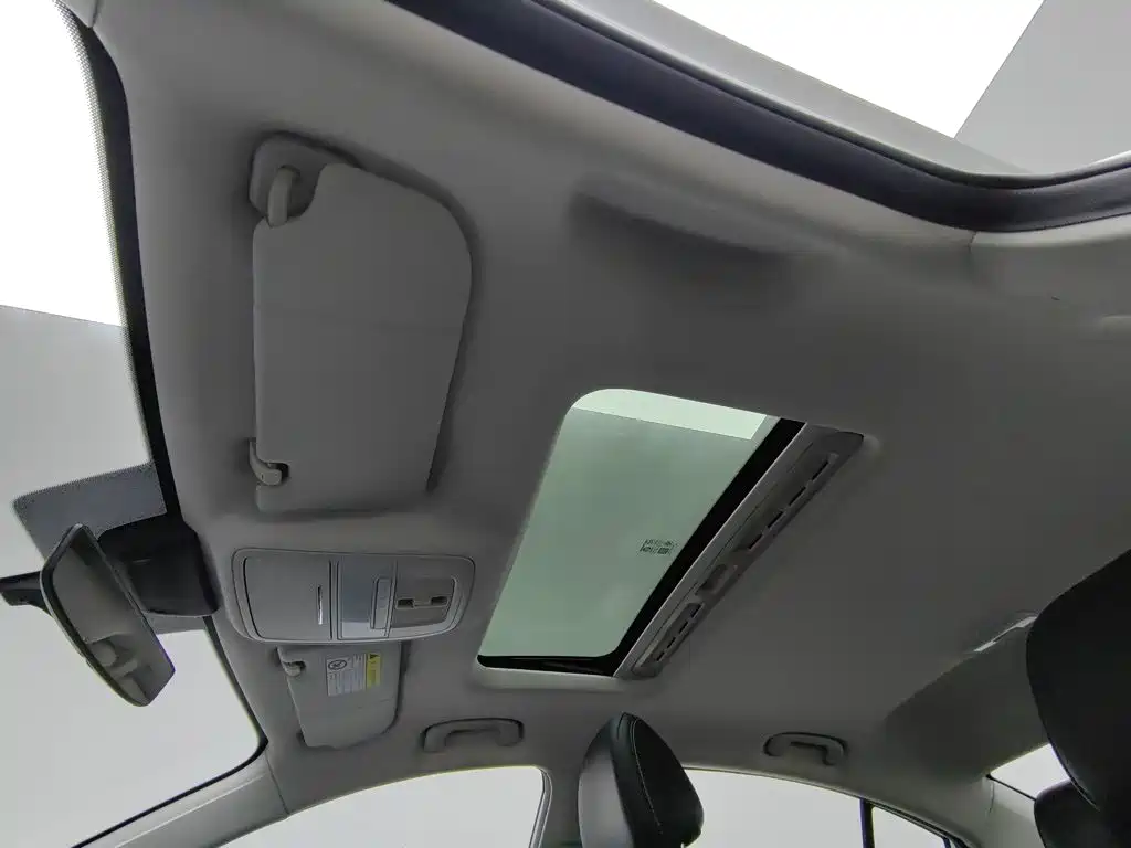 Roewe i5 — миниатюра 14