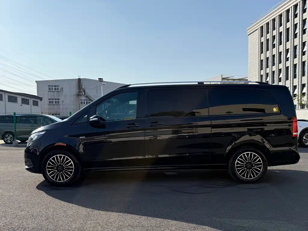 MERCEDES-BENZ V CLASS