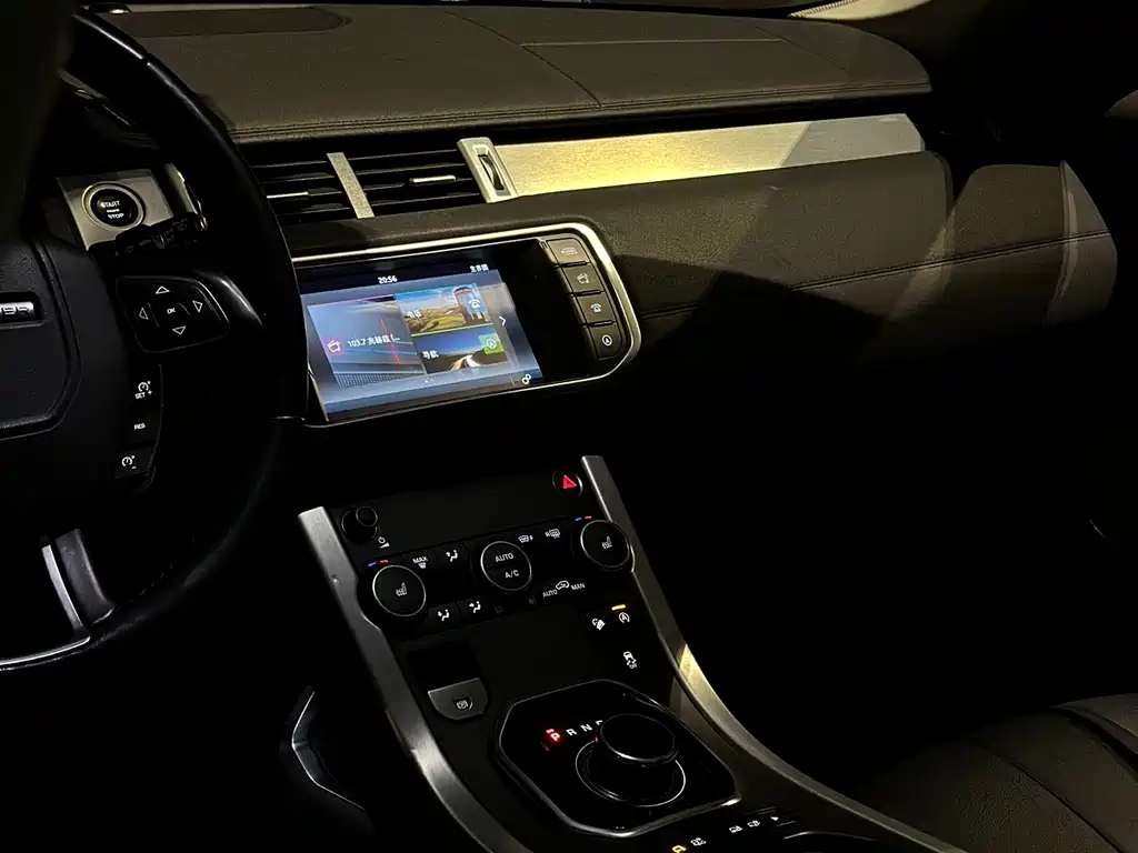 Land Rover Evoque — миниатюра 16